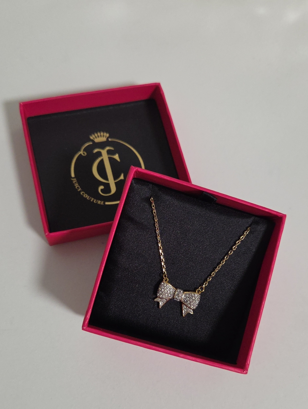 Juicy Couture N-Pavé Bow Wish Necklace